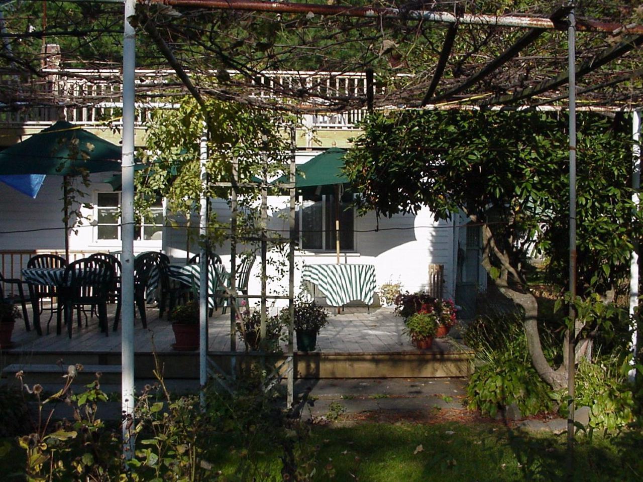 Arbor View House Bed And Breakfast 이스트 마리온 외부 사진