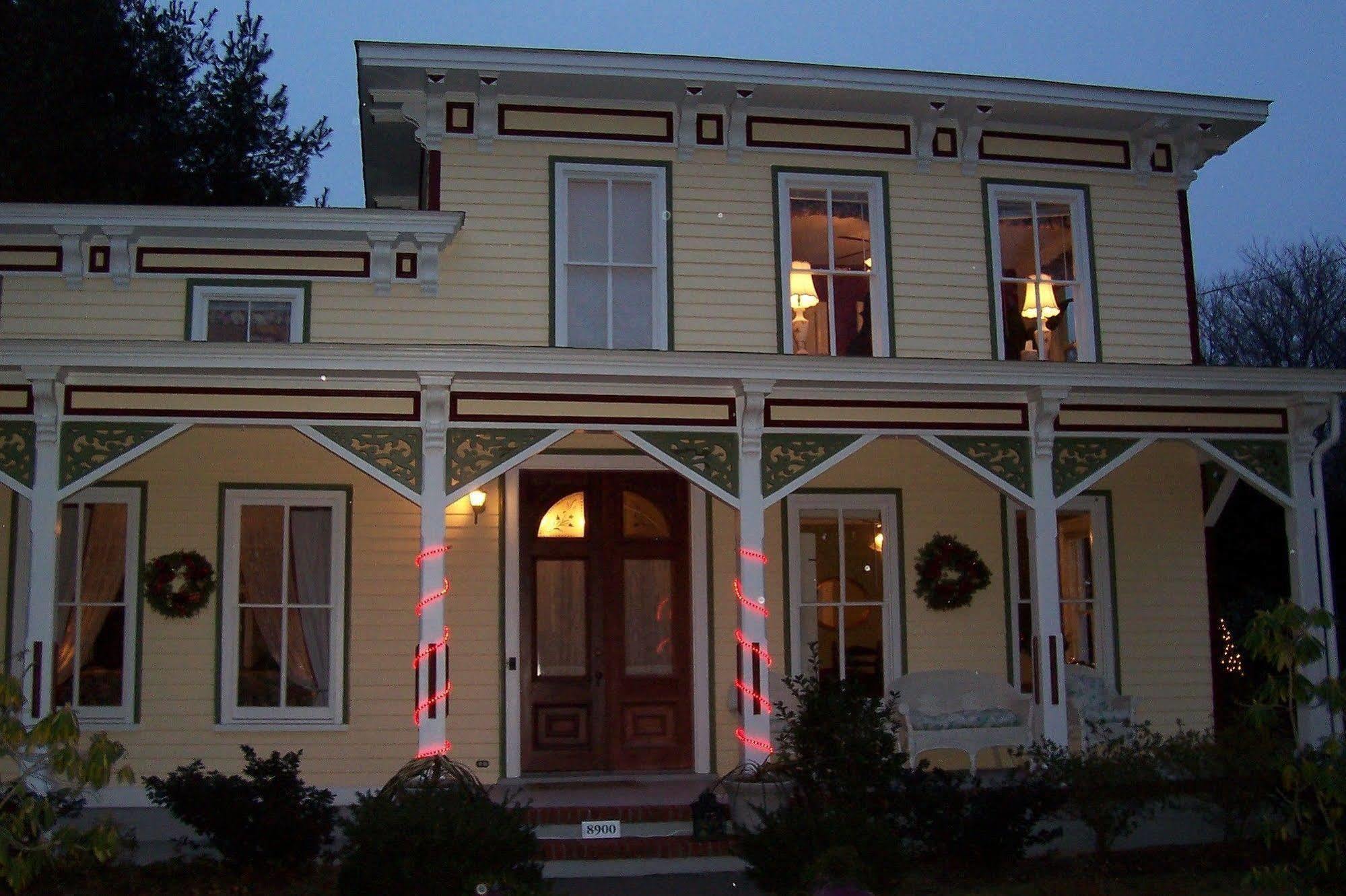 Arbor View House Bed And Breakfast 이스트 마리온 외부 사진
