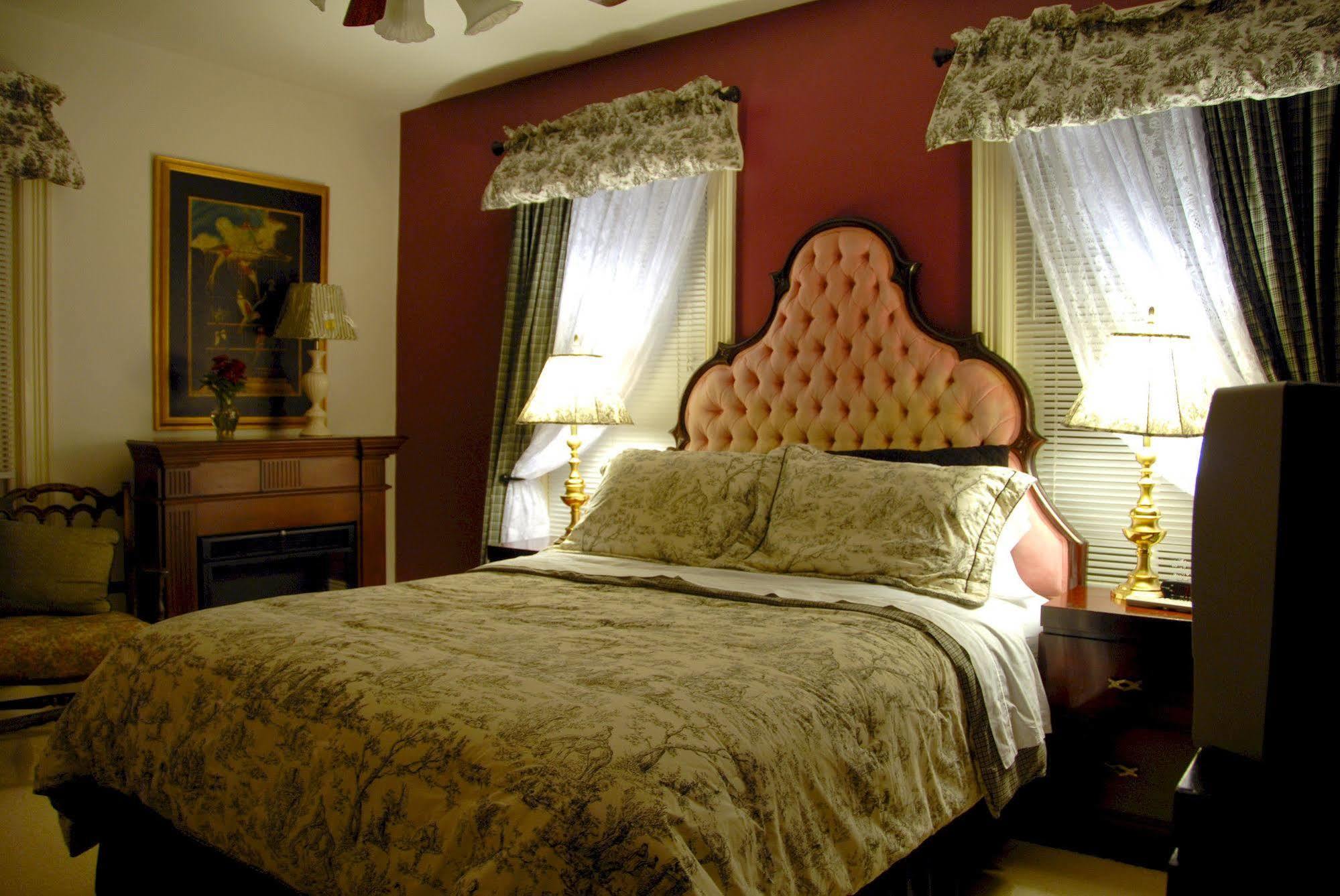 Arbor View House Bed And Breakfast 이스트 마리온 외부 사진