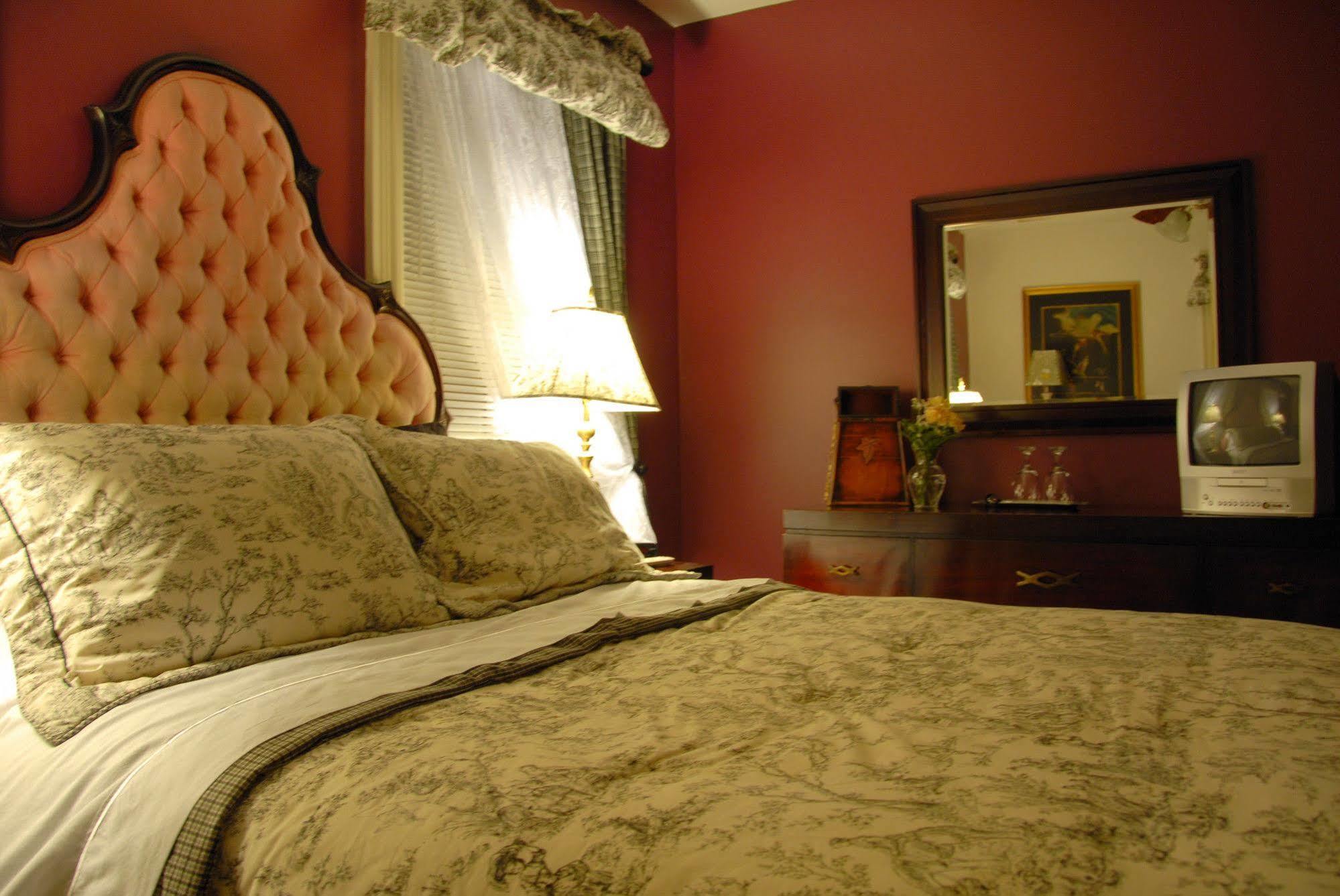 Arbor View House Bed And Breakfast 이스트 마리온 외부 사진