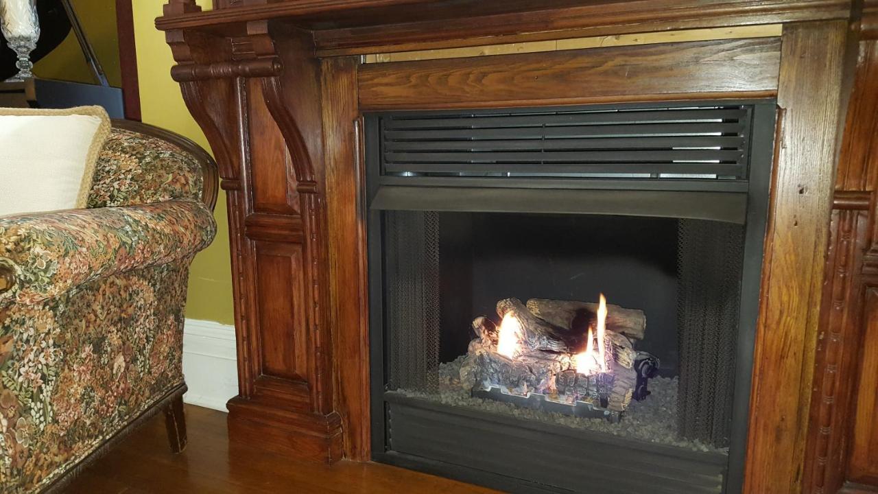 Arbor View House Bed And Breakfast 이스트 마리온 외부 사진